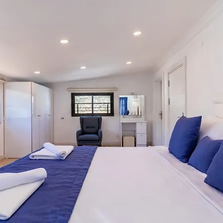 Villa Kalamar 4 Bedroom Close To Shops And Restaurants Kalkan