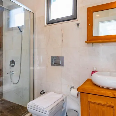 Kalamar 4 Bedroom Close To Shops And Restaurants * Kalkan