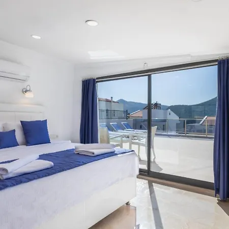 4 Bedroom 7551 Villa Kalkan