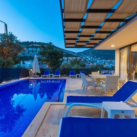Kalamar 4 Bedroom Close To Shops And Restaurants Kalkan