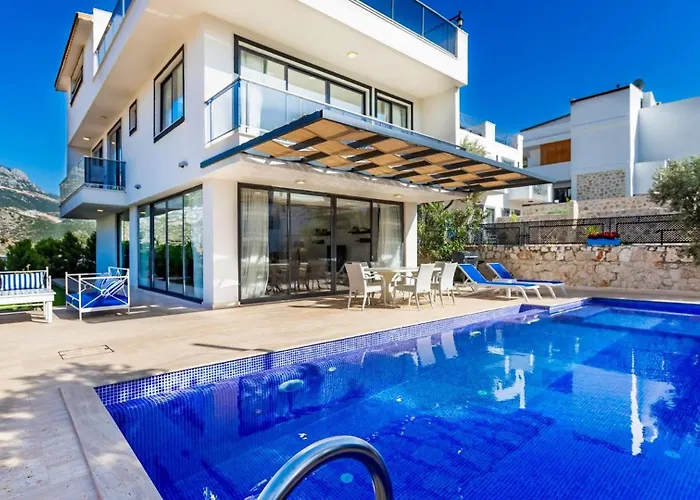 Kalamar 4 Bedroom Close To Shops And Restaurants فيلة *