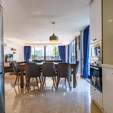 Kalamar 4 Bedroom Close To Shops And Restaurants Kalkan